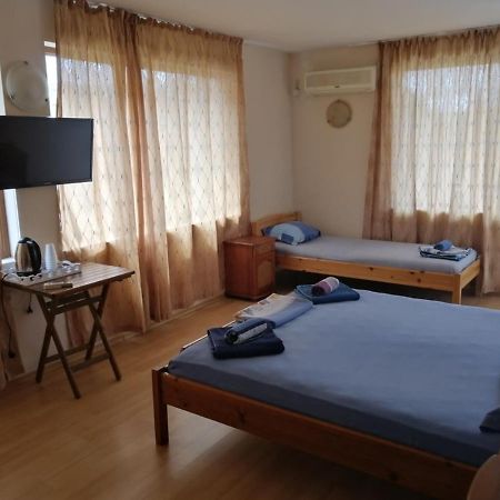 Guest House "Zora - Sarafovo" Burgas ภายนอก รูปภาพ
