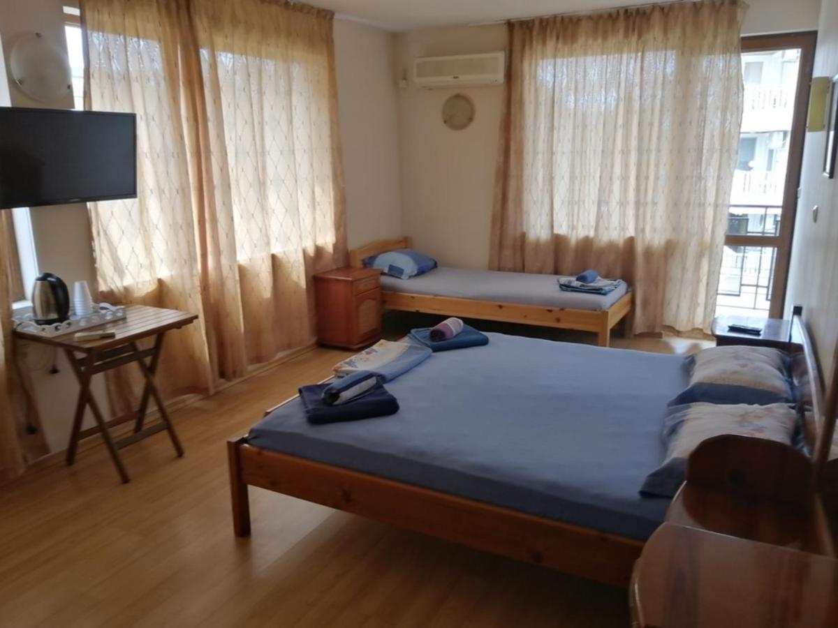 Guest House "Zora - Sarafovo" Burgas ภายนอก รูปภาพ