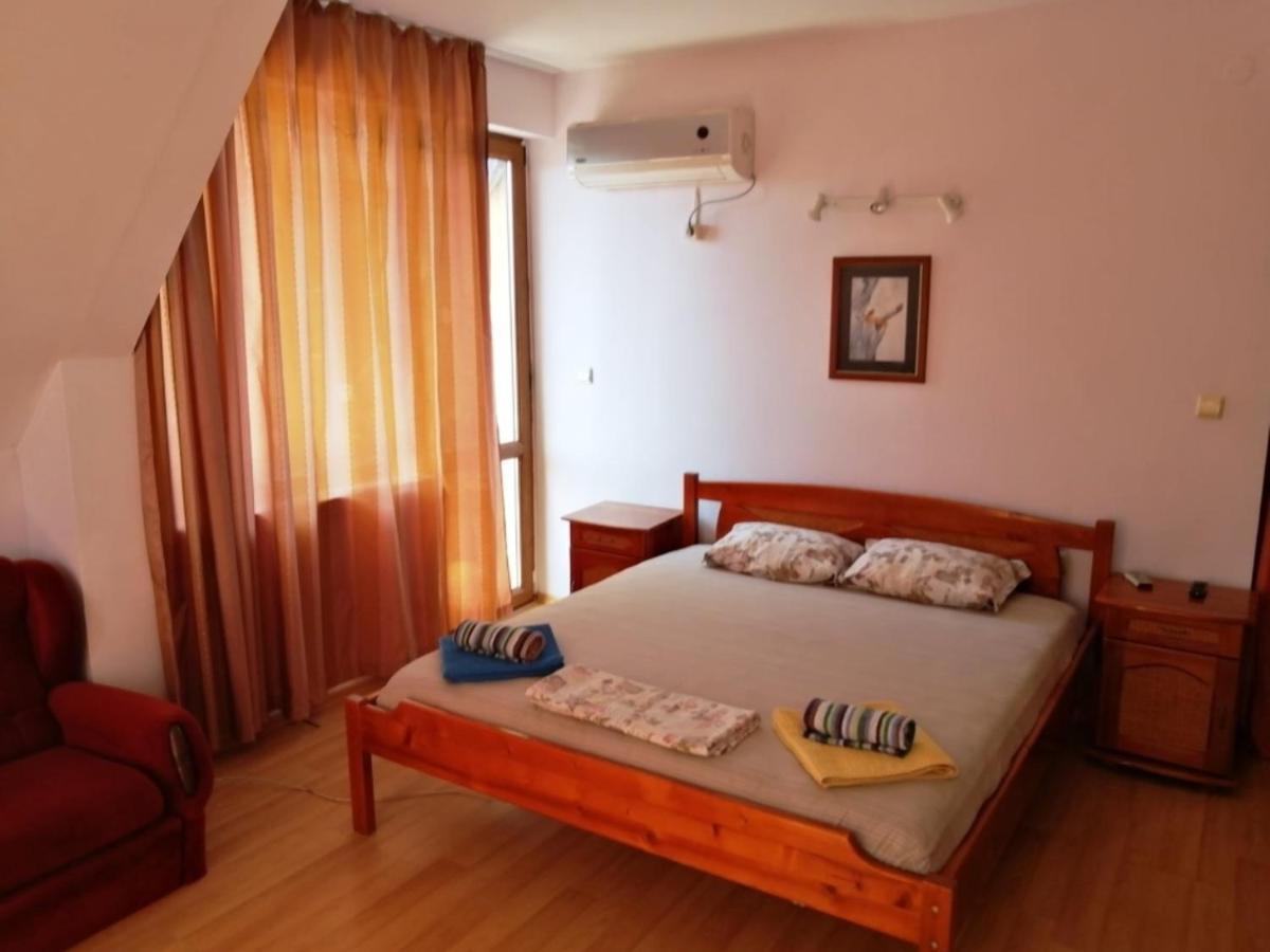 Guest House "Zora - Sarafovo" Burgas ภายนอก รูปภาพ