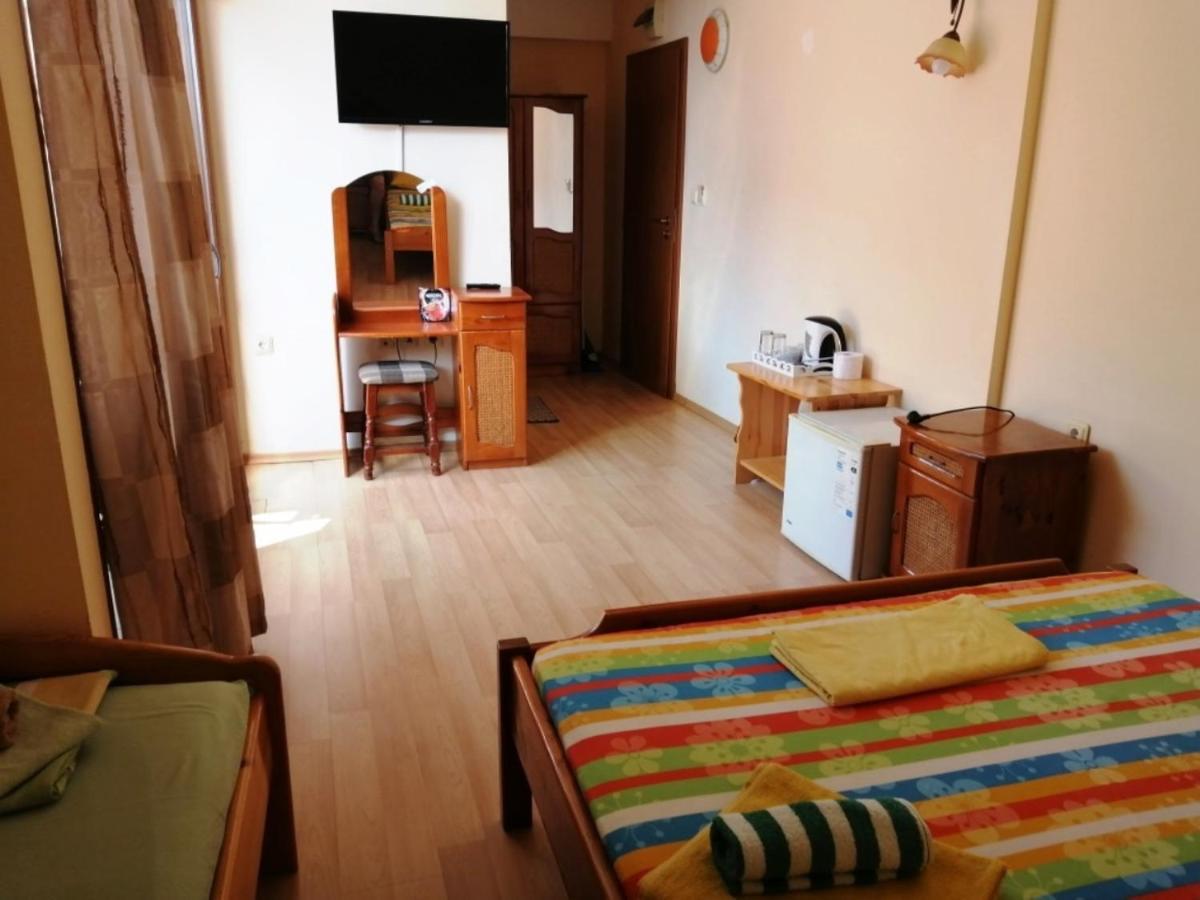 Guest House "Zora - Sarafovo" Burgas ภายนอก รูปภาพ