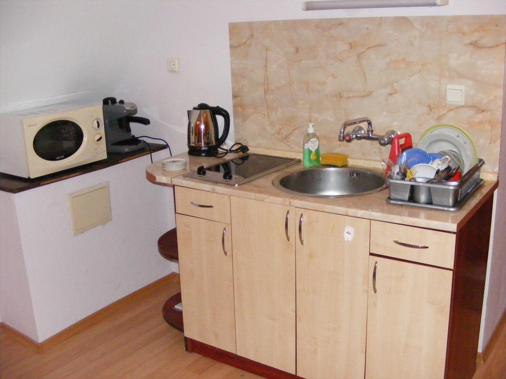Guest House "Zora - Sarafovo" Burgas ภายนอก รูปภาพ