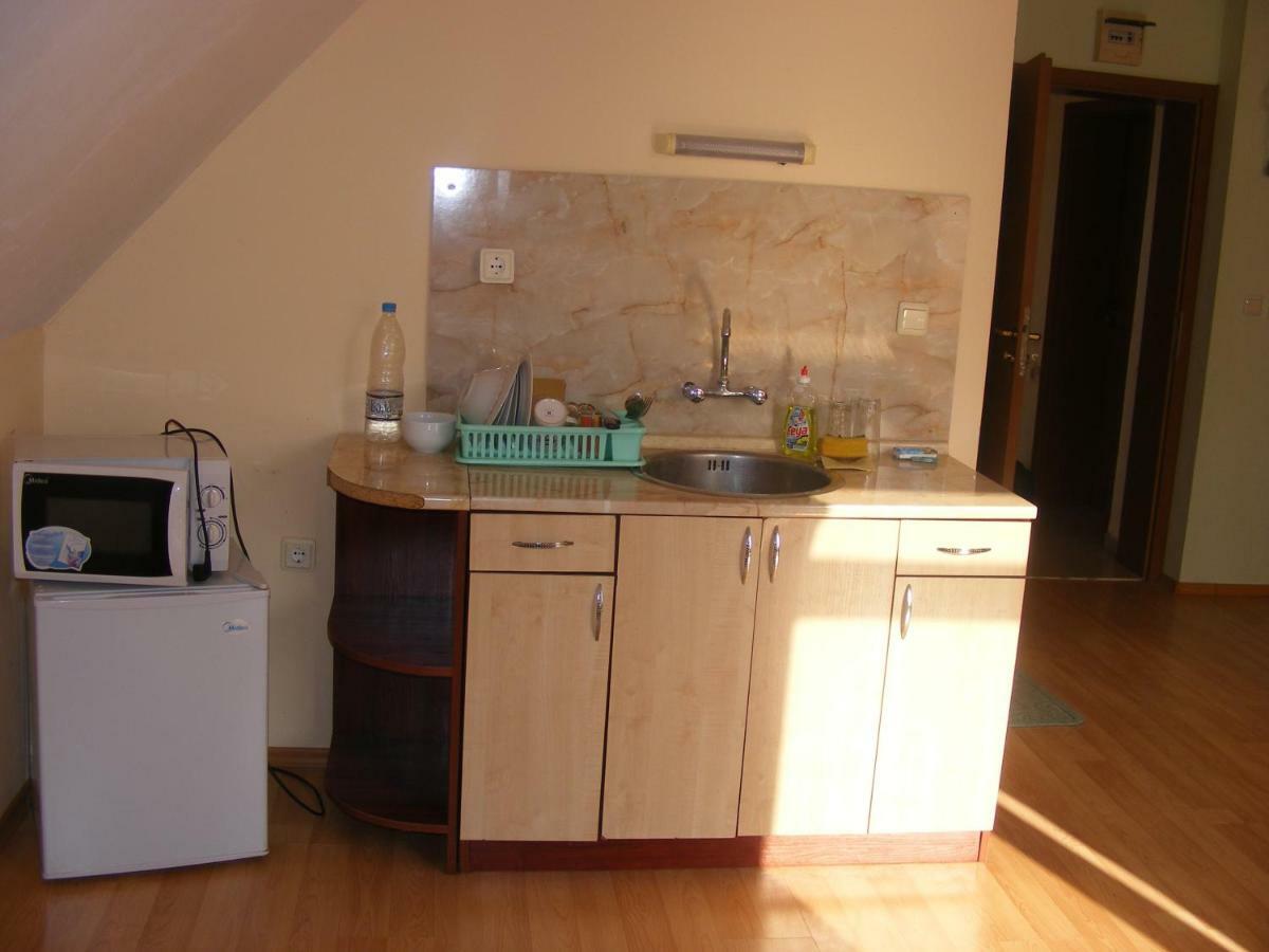 Guest House "Zora - Sarafovo" Burgas ภายนอก รูปภาพ